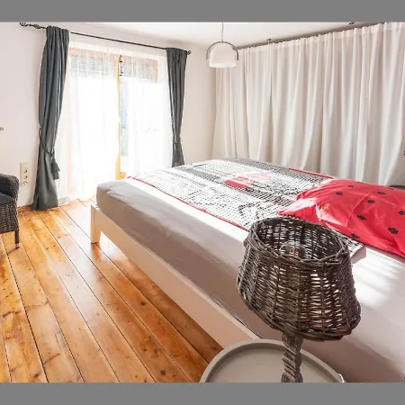 Ferienwohnung Lois *